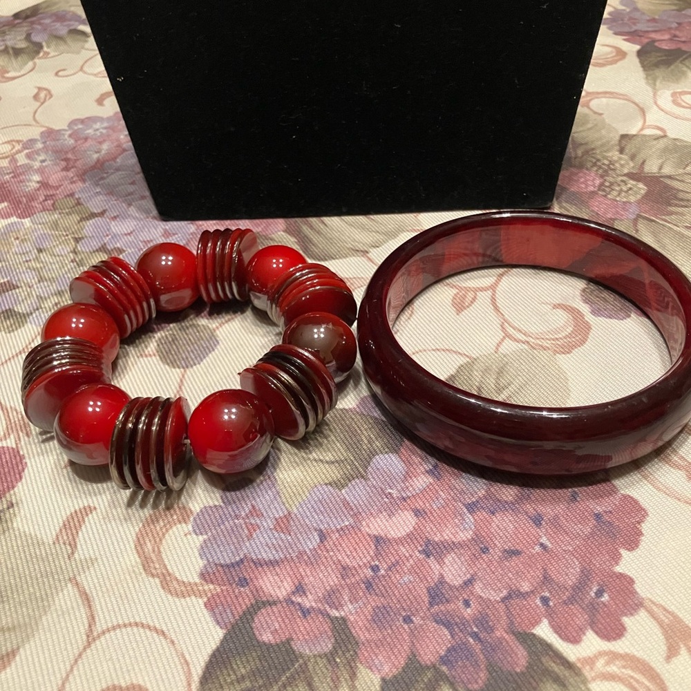 TWO BOLD AND BEAUTIFUL BRACELETS
THE BANGLE IS HANDCRAFTED - Picture 6 of 10